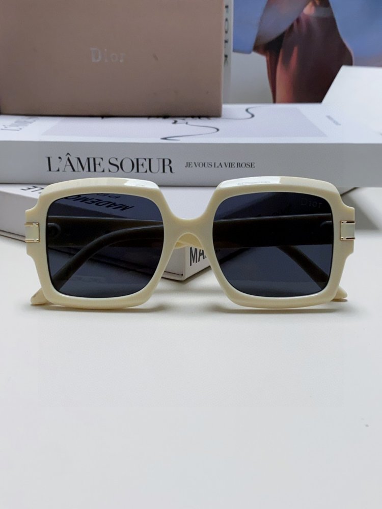 Очки солнцезащитные фото 7