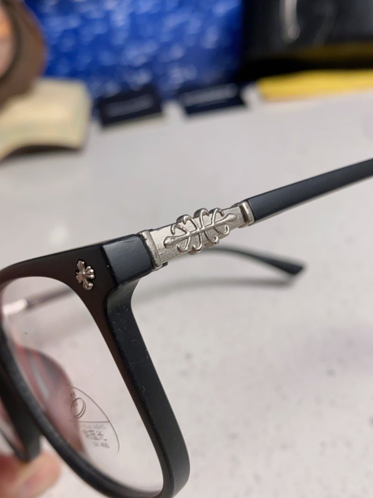 Очки солнцезащитные фото 7