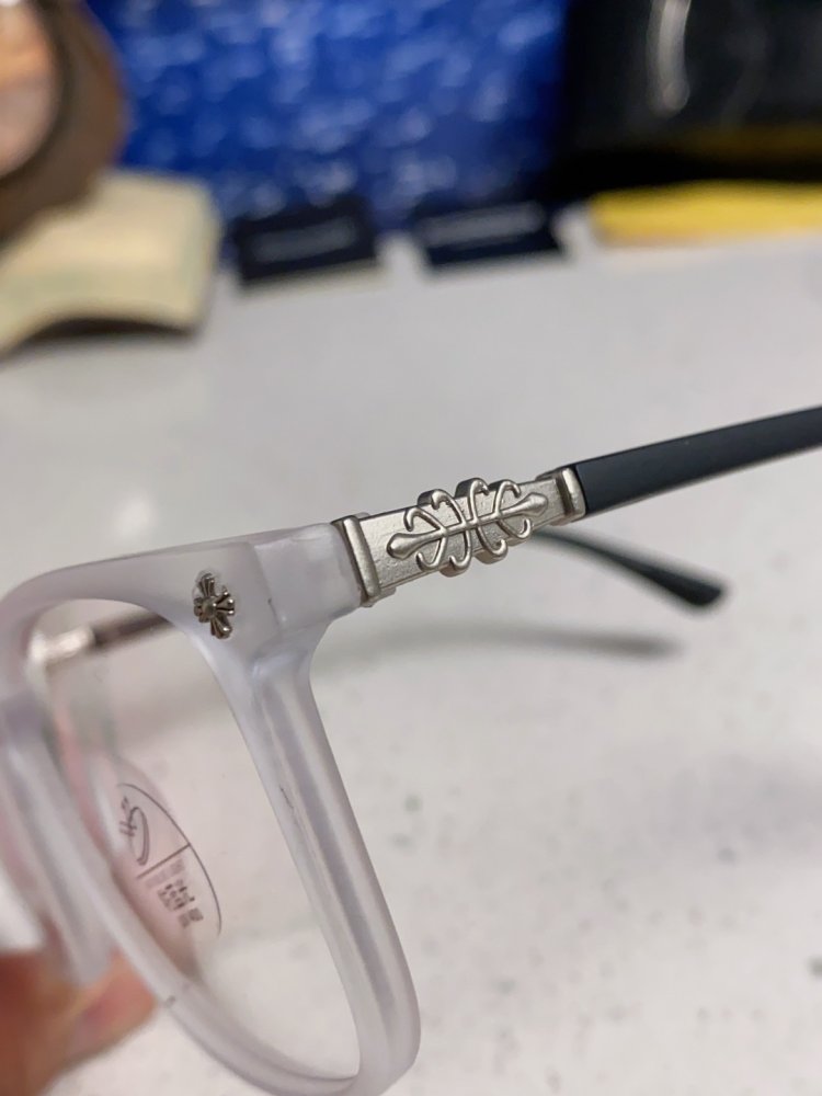 Очки солнцезащитные фото 7