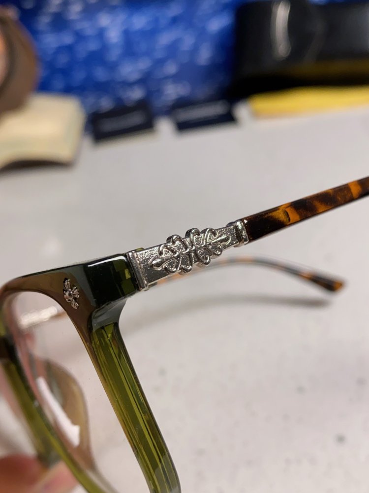 Очки солнцезащитные фото 7