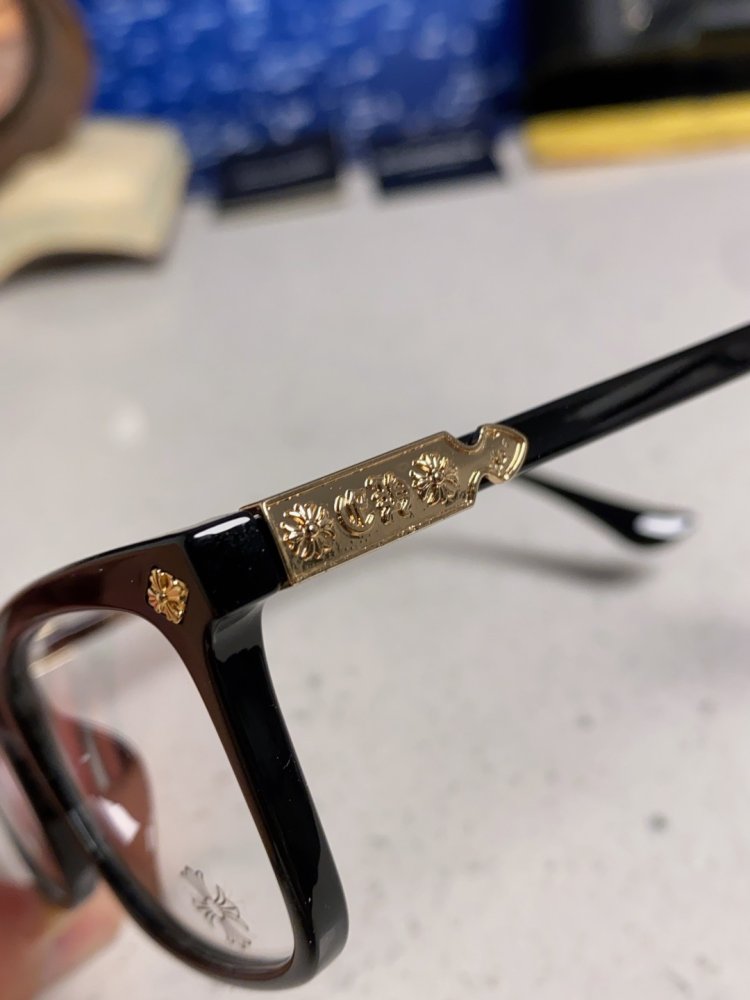 Очки солнцезащитные фото 7