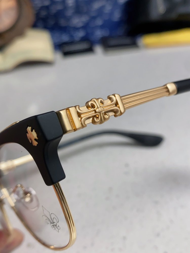 Очки солнцезащитные фото 7