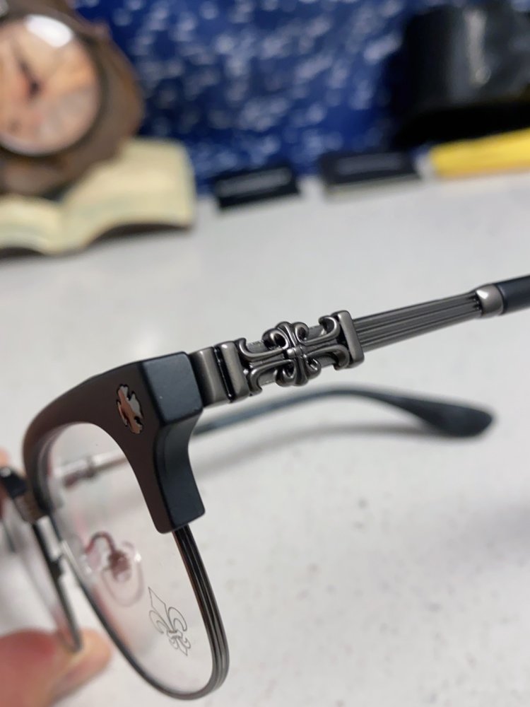 Очки солнцезащитные фото 7