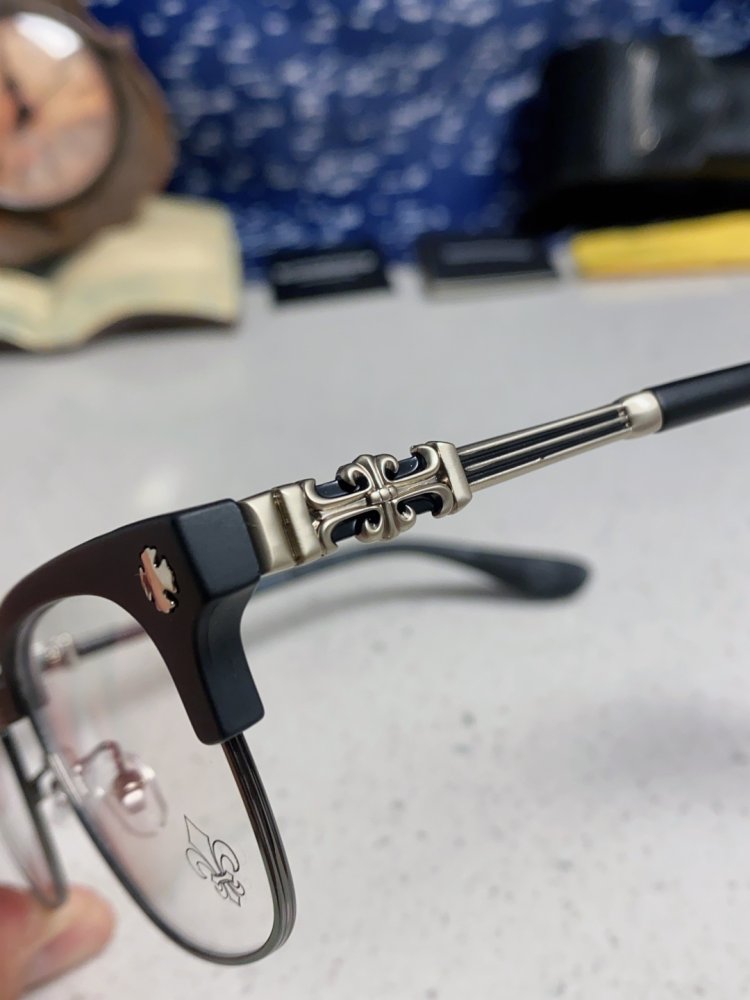 Очки солнцезащитные фото 7