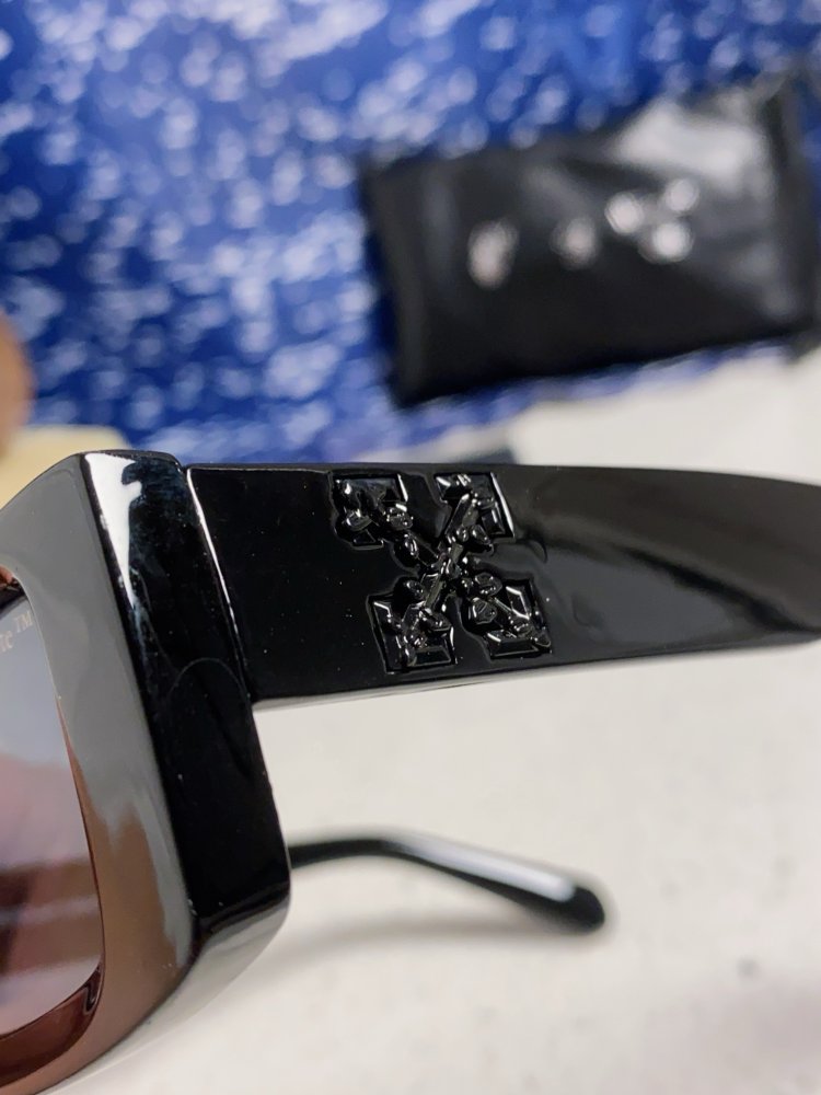 Очки солнцезащитные фото 7