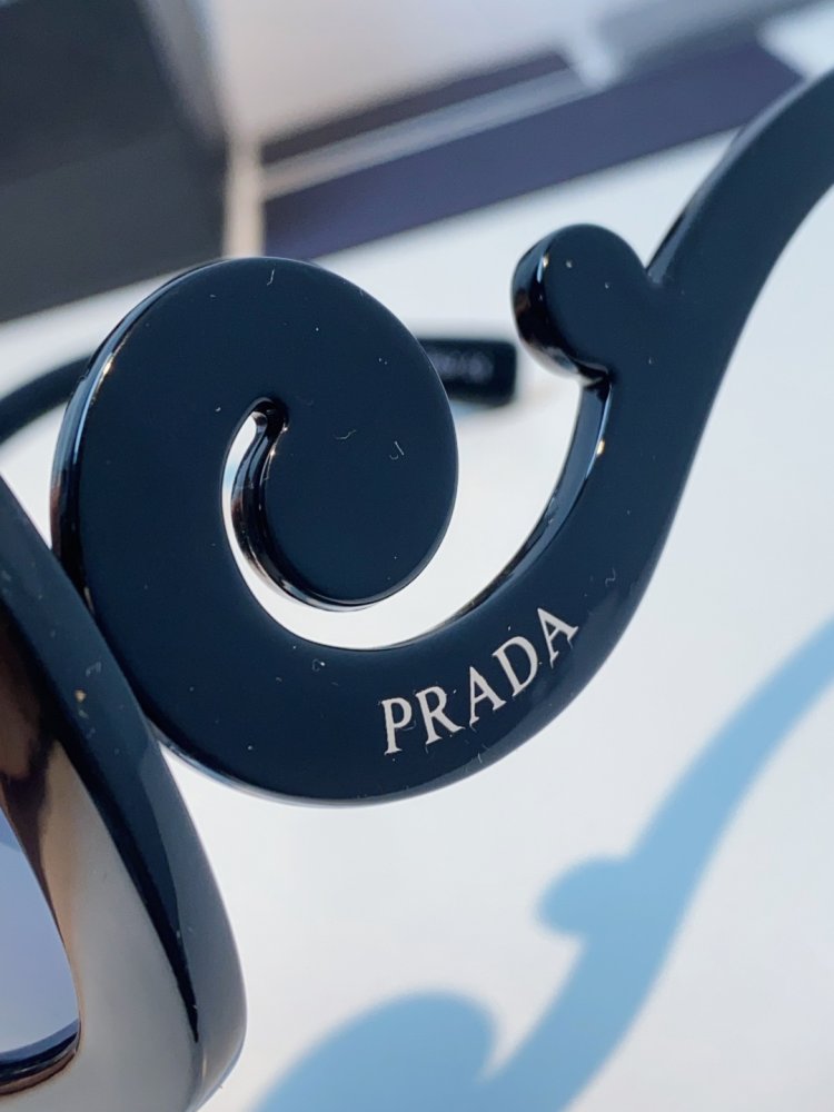 Очки солнцезащитные фото 7