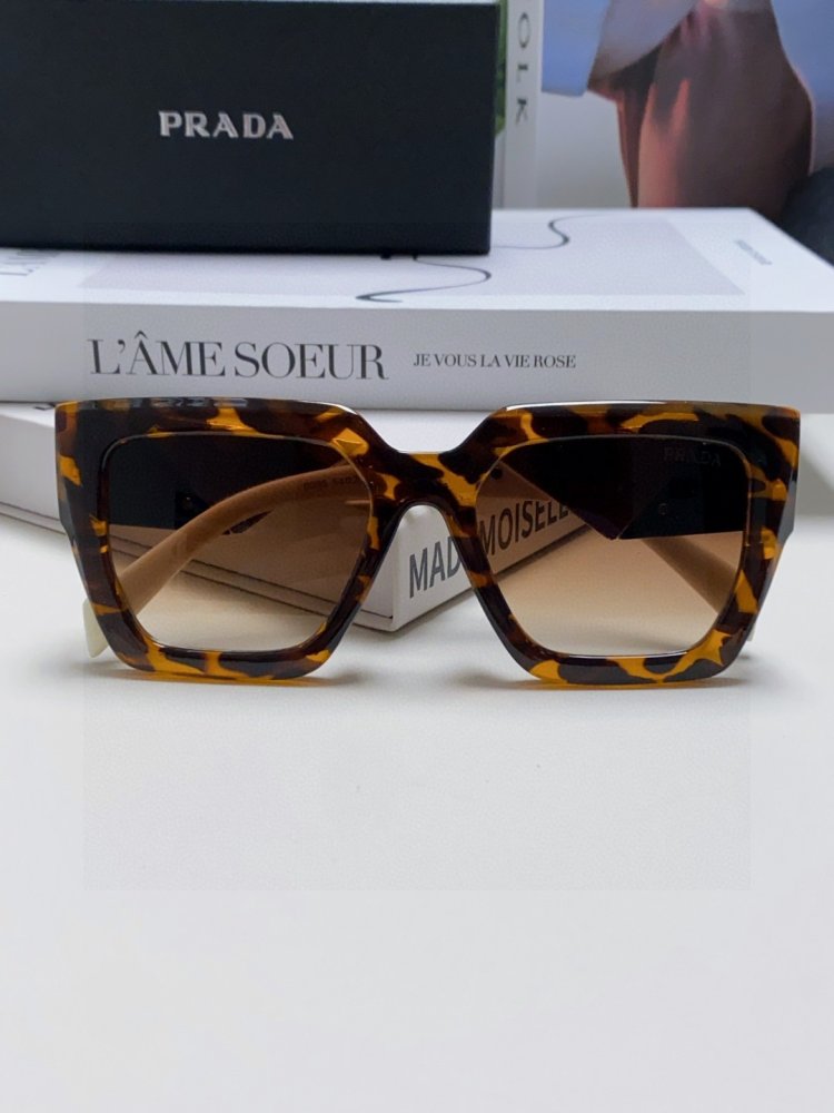 Очки солнцезащитные фото 7