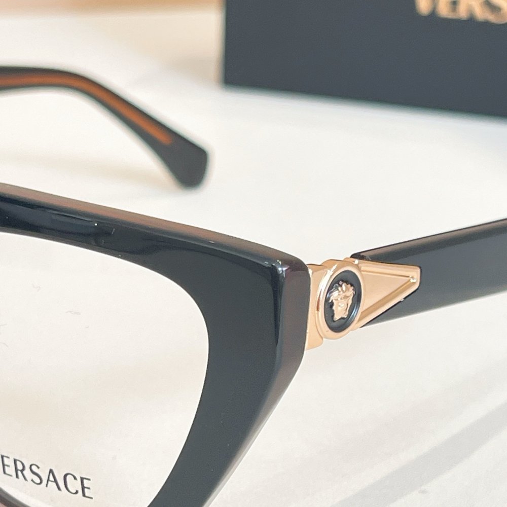 Очки солнцезащитные фото 7