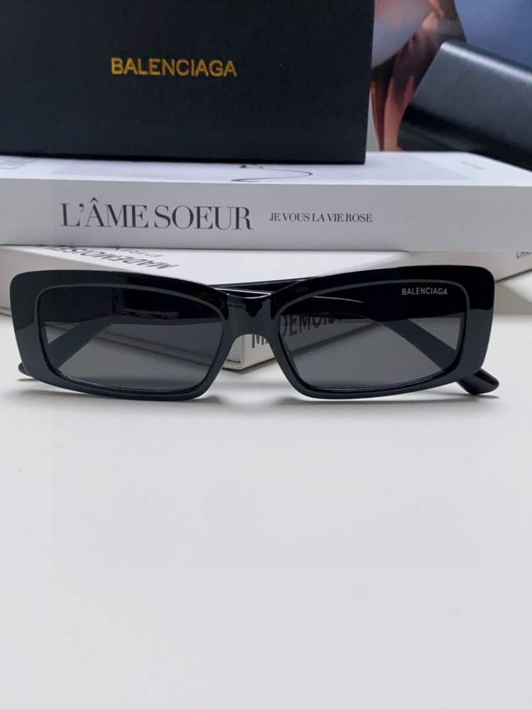 Очки солнцезащитные фото 7