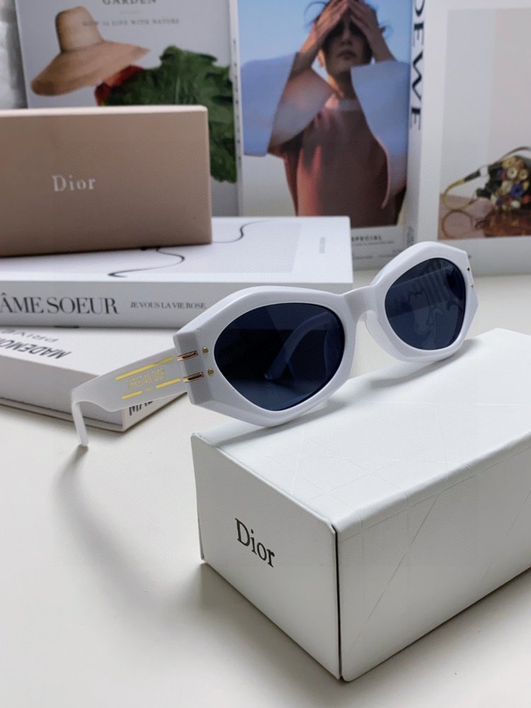 Очки солнцезащитные фото 8