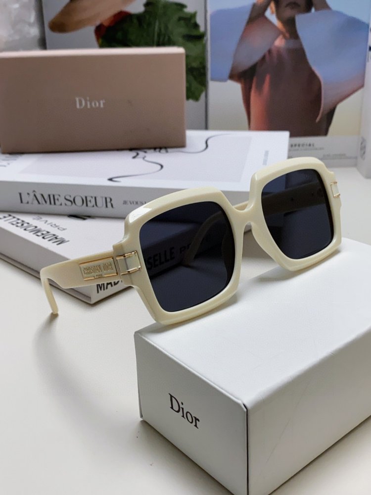 Очки солнцезащитные фото 8