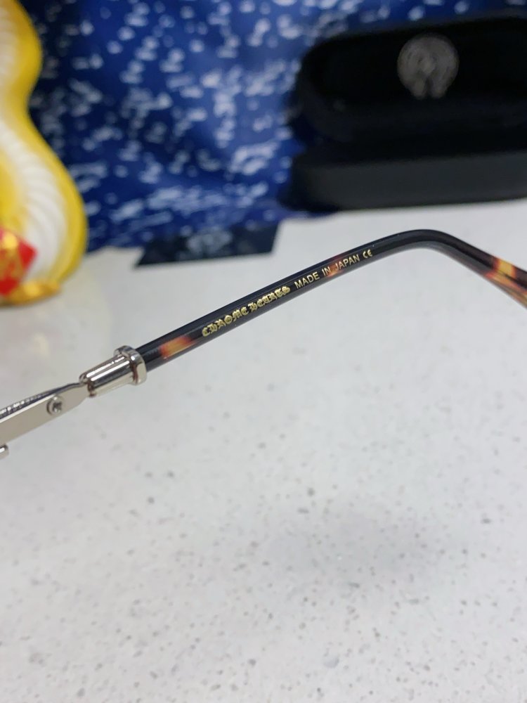 Очки солнцезащитные фото 8