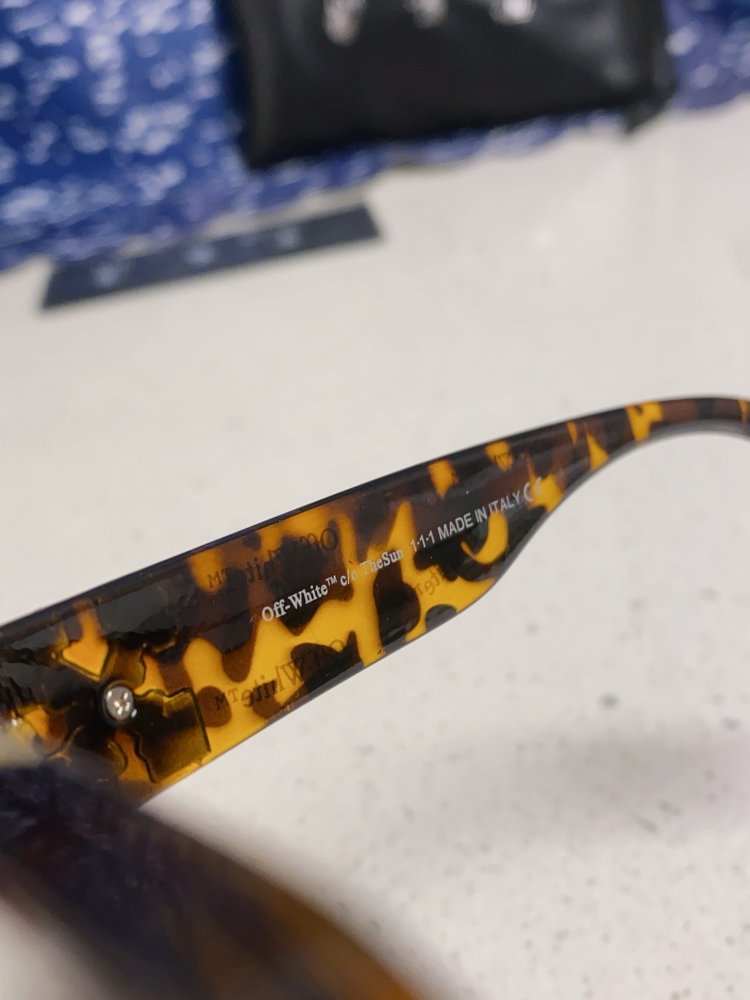 Очки солнцезащитные фото 8