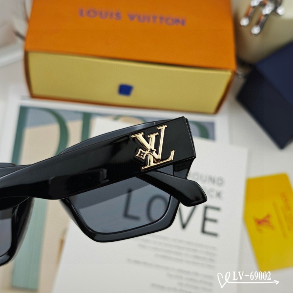 Очки солнцезащитные фото 8