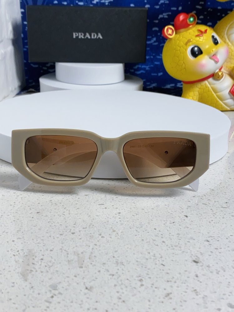 Очки солнцезащитные фото 8