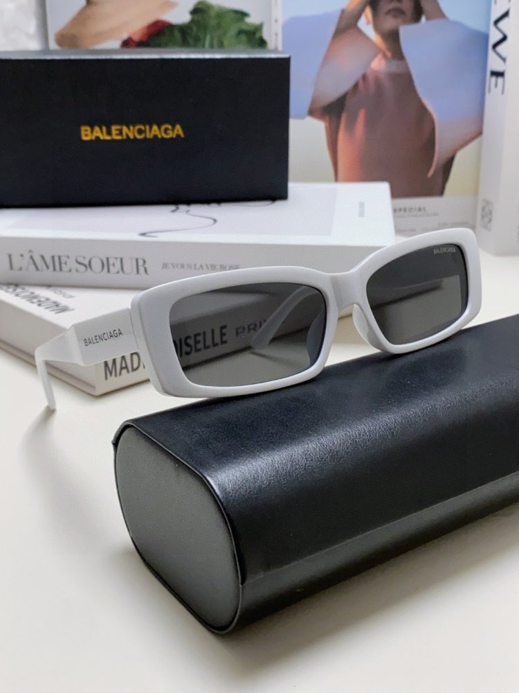 Очки солнцезащитные фото 8