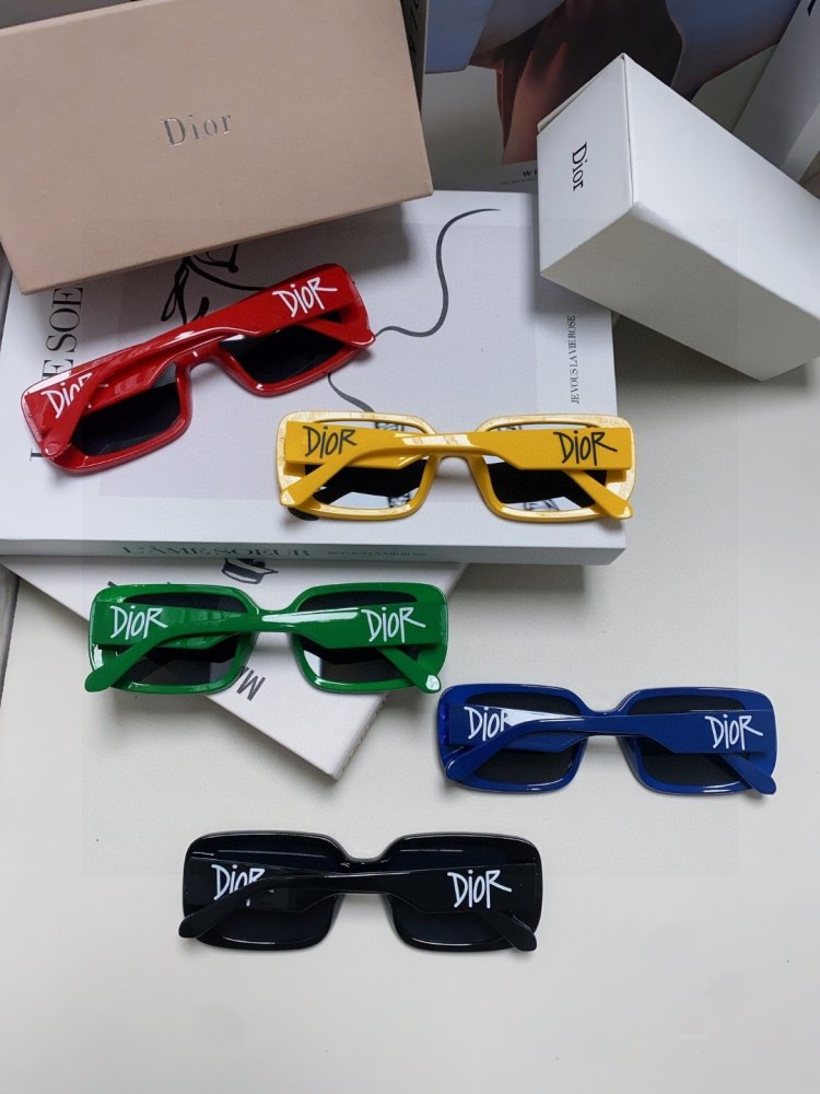 Очки солнцезащитные фото 9