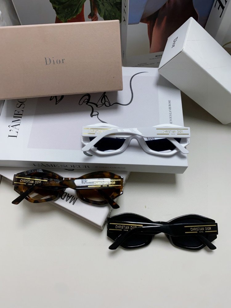 Очки солнцезащитные фото 9