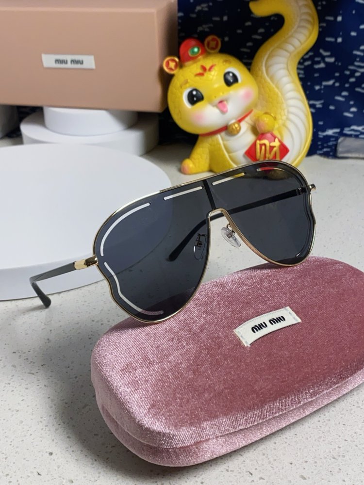 Очки солнцезащитные фото 9