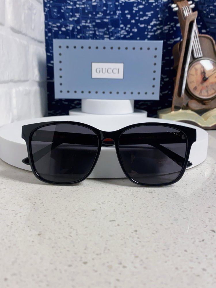 Очки солнцезащитные фото 9