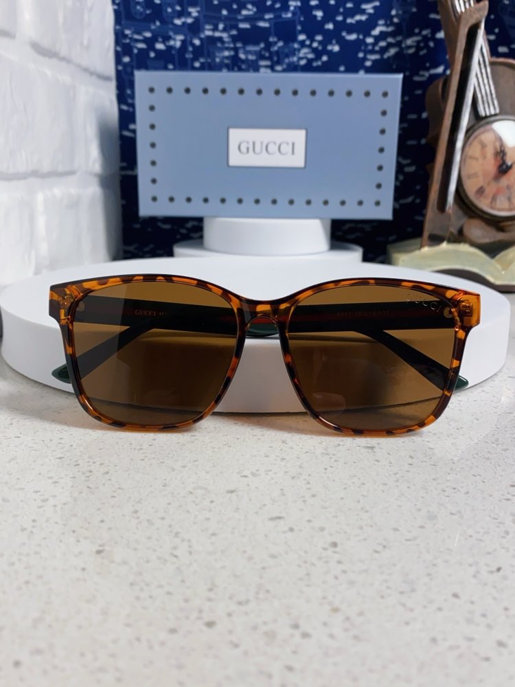 Очки солнцезащитные фото 9