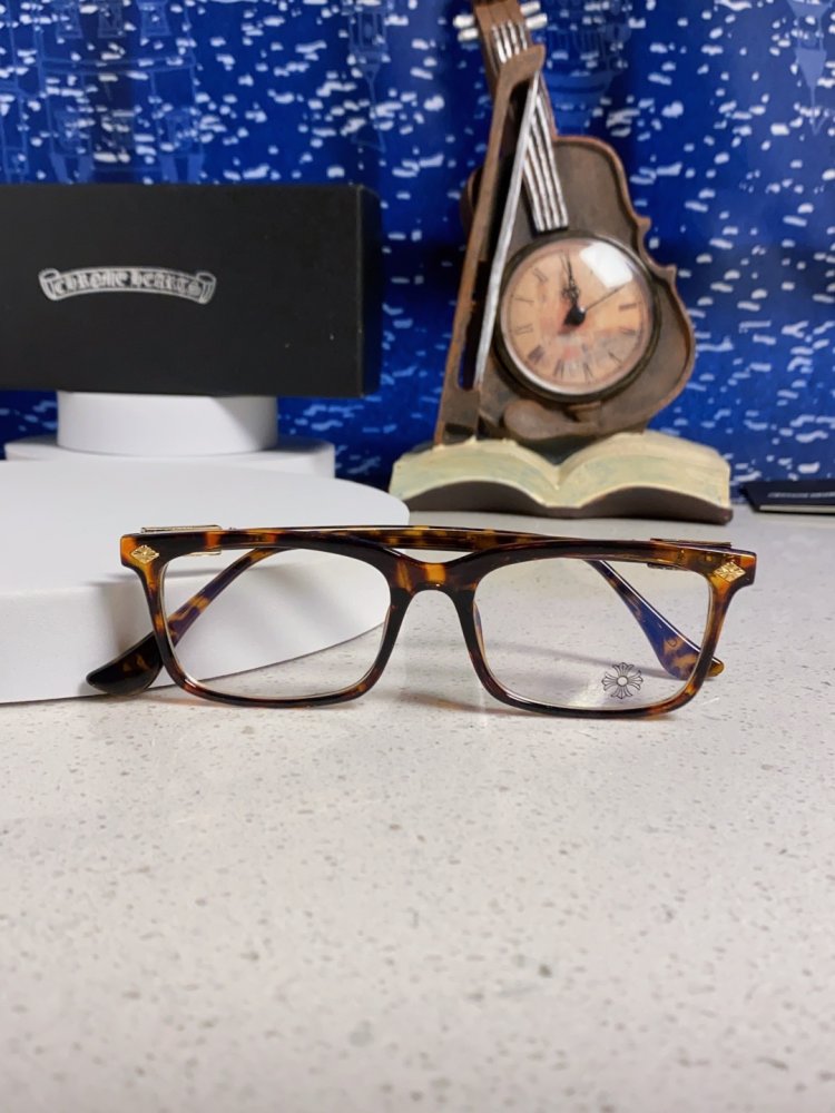 Очки солнцезащитные фото 9