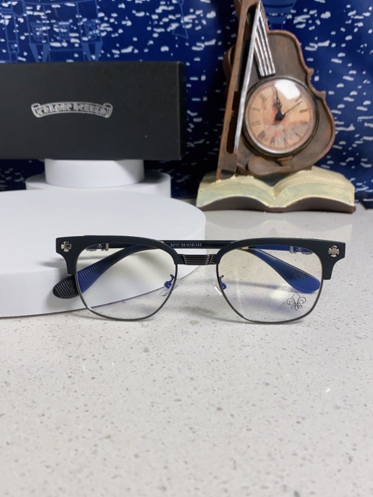 Очки солнцезащитные фото 9