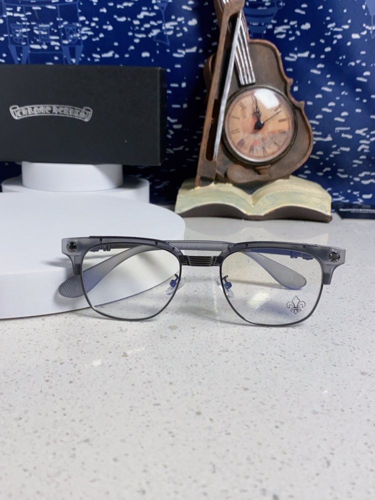 Очки солнцезащитные фото 9