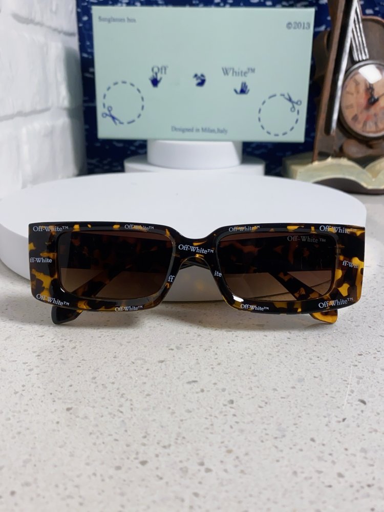 Очки солнцезащитные фото 9