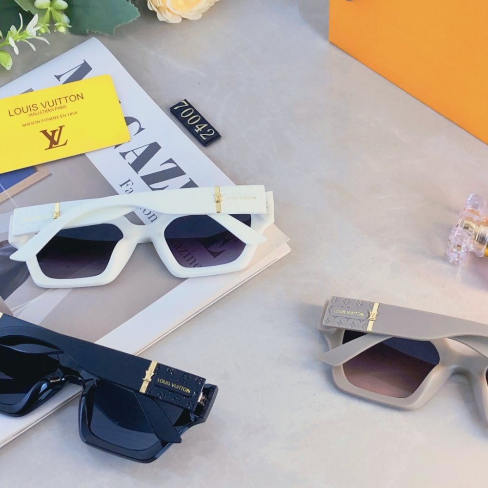 Очки солнцезащитные фото 9