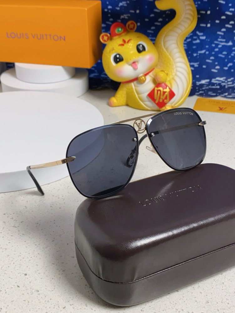 Очки солнцезащитные фото 9