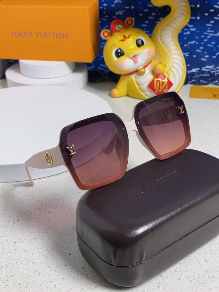 Очки солнцезащитные фото 9