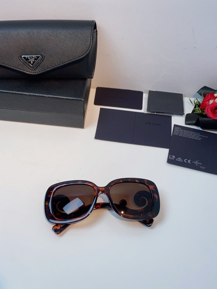 Очки солнцезащитные фото 9