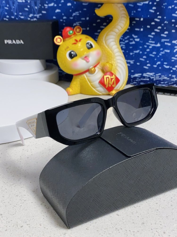 Очки солнцезащитные фото 9