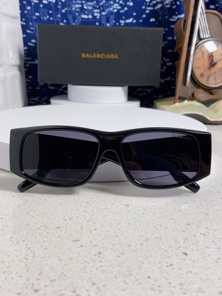 Очки солнцезащитные фото 9