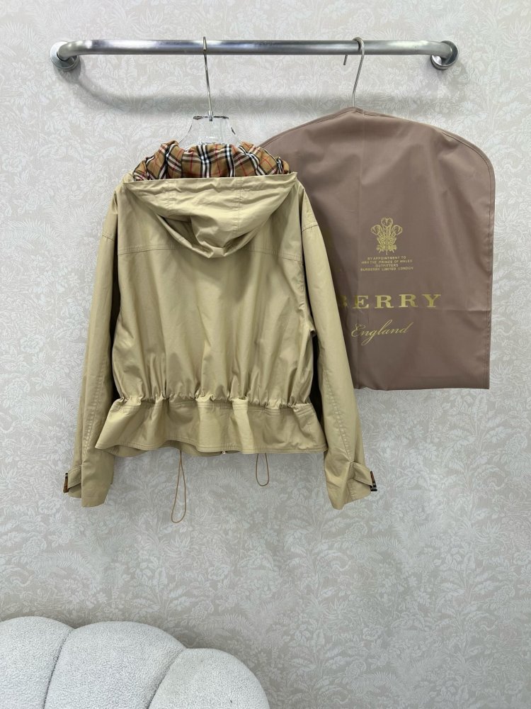 Однобортная куртка з капюшоном фото 7