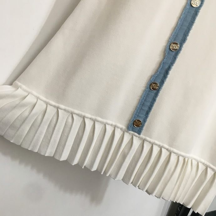 Однобортное трикотажное платье фото 6