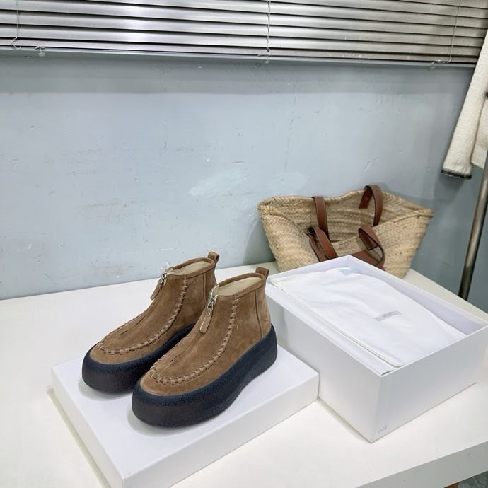 Осенне зимние ботинки на платформе женские фото 2