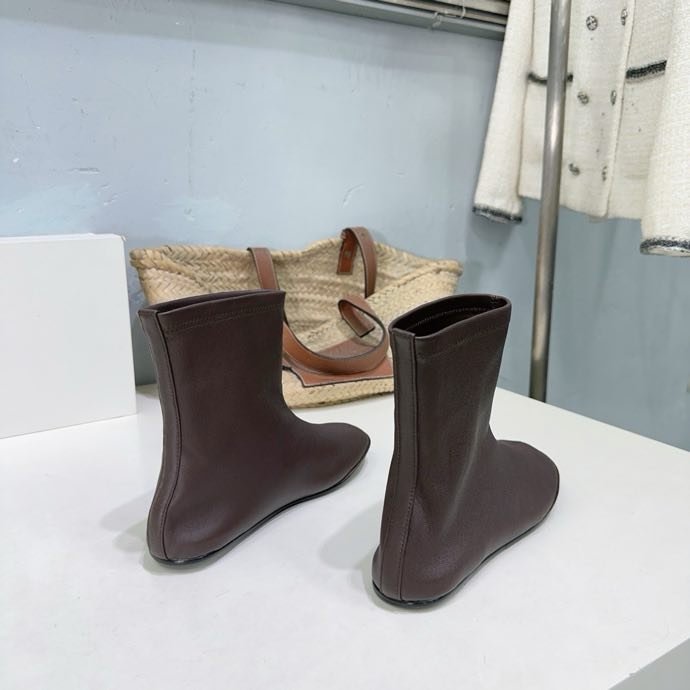 Осінньо зимові черевики на плоскою підошві фото 5