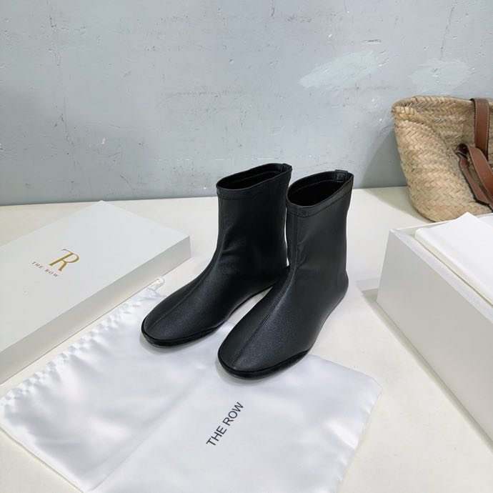 Осінньо зимові черевики на плоскою підошві фото 6