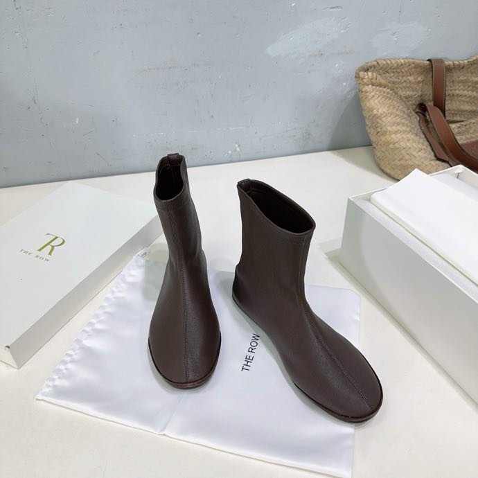 Осінньо зимові черевики на плоскою підошві фото 6