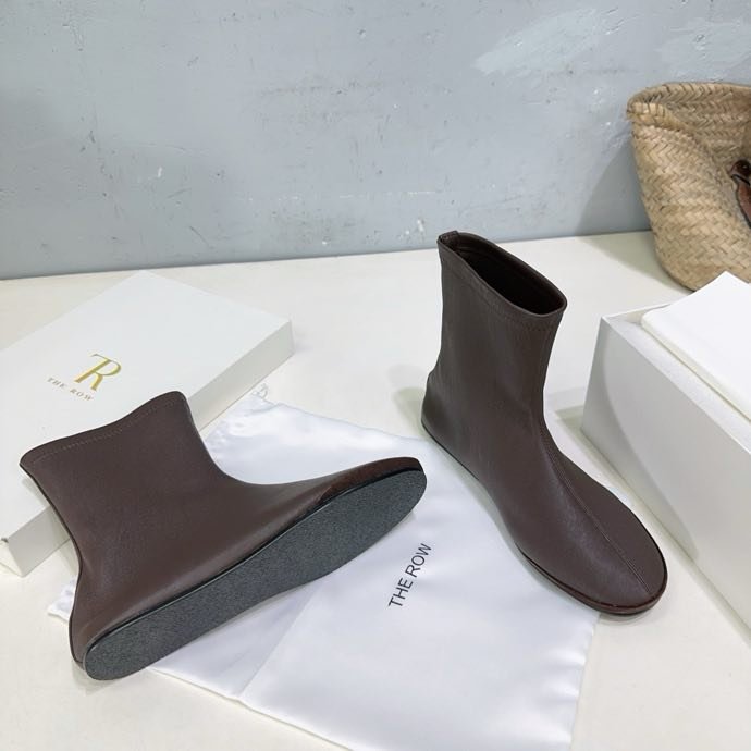 Осінньо зимові черевики на плоскою підошві фото 9