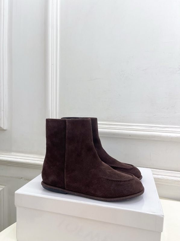 Осенне зимние ботинки в стиле ретро с круглым носком