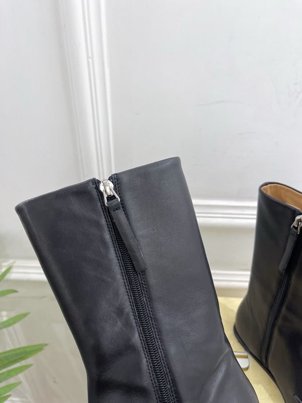 Осенне зимние ботинки в стиле ретро с круглым носком фото 2