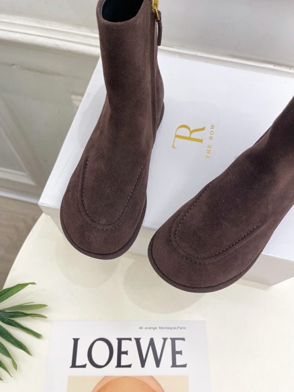 Осенне зимние ботинки в стиле ретро с круглым носком фото 6