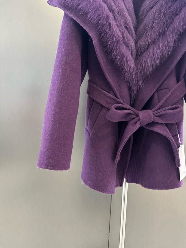 Пальто кашемірове з коміром з лисячого хутра фото 4