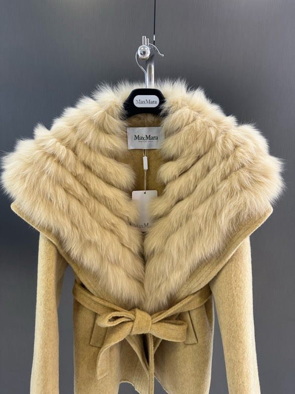 Пальто кашемірове з коміром з лисячого хутра фото 5