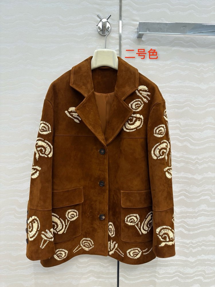 Пальто шкіряне жіноче