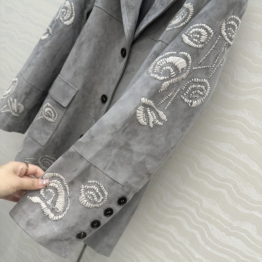 Пальто шкіряне жіноче фото 4