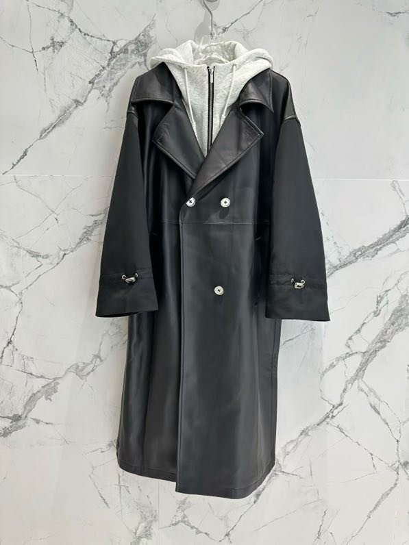 Coat leather women's фото 4